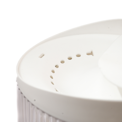 Skatrs Water Fountain for Dogs and Cats (White)
