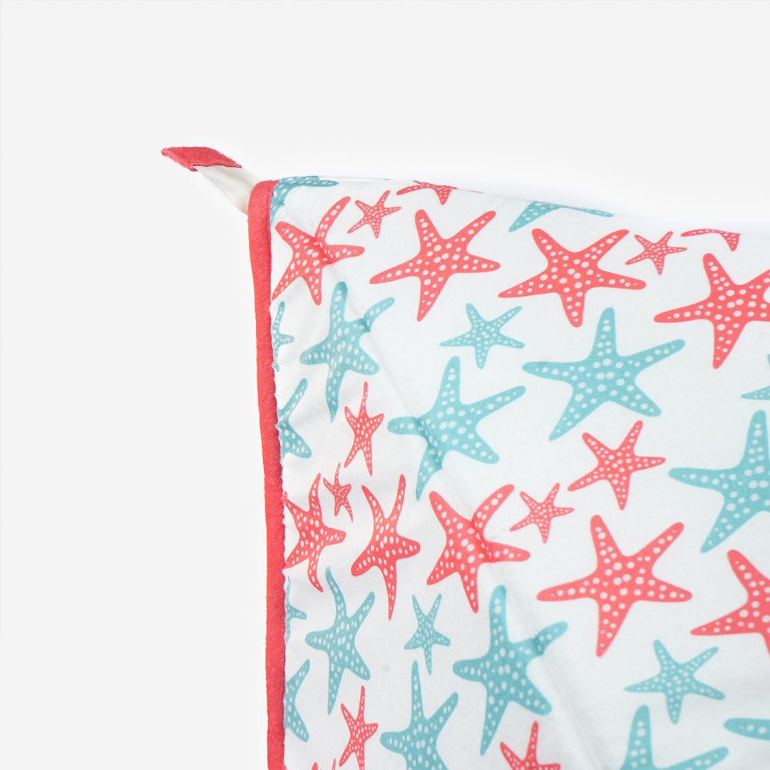 Skatrs Cozy Tent for Cats, Kittens and Small Dogs (Coral Red and Blue)