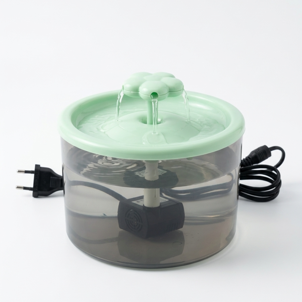 Skatrs Water Fountain for Dogs and Cats (Green)