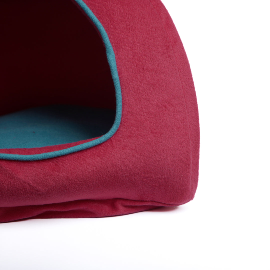 Skatrs Cozy House for Cats, Kittens and Small Dogs (Red and Teal Blue)